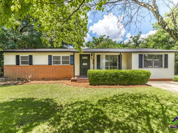 103 Lake Dr, Warner Robins, GA 31088