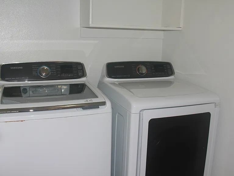 4304 Lone Rock Ct — Photo 8