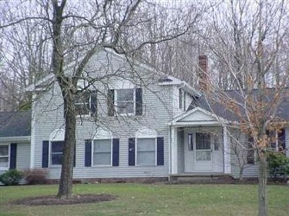 3rd image of 12847 Woodside Dr S