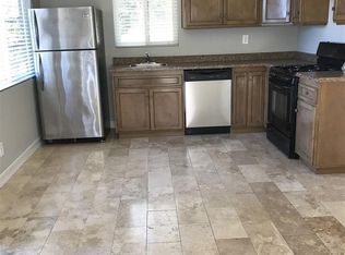 533 Barbara Ave, Solana Beach, CA 92075