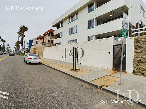 3rd image of 1120 S Pacific St APT B