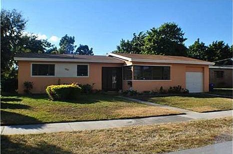1st image of 1130 NW 186th St