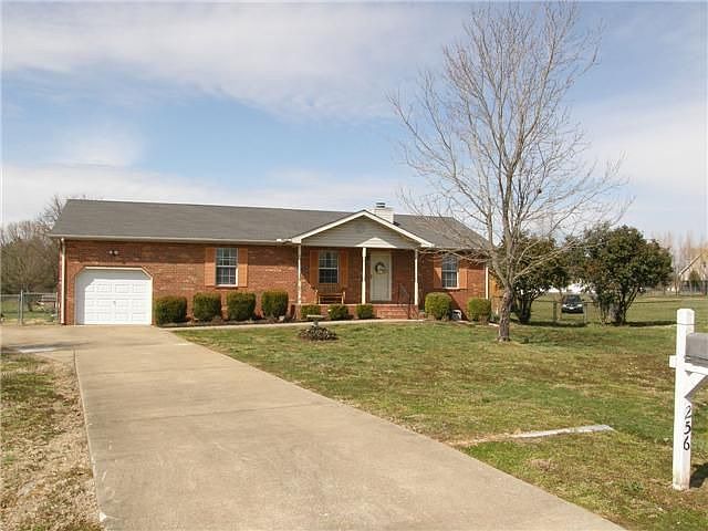 1st image of 256 Brook Ct