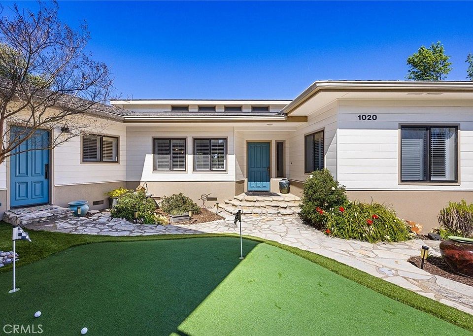 1st image of 1020 Par Ave