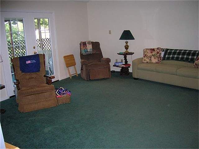 2nd image of 814 Lancaster Dr