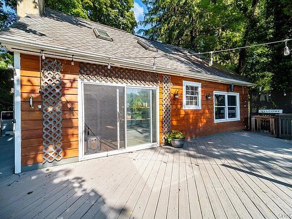 2nd image of 570 Lakes Road