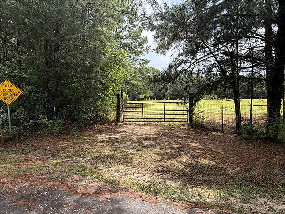 3rd image of 1340 County Road 4375