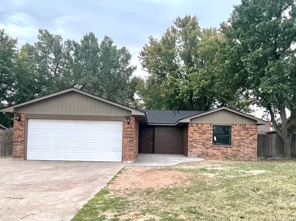 4719 Cottonwood St, Woodward, OK 73801