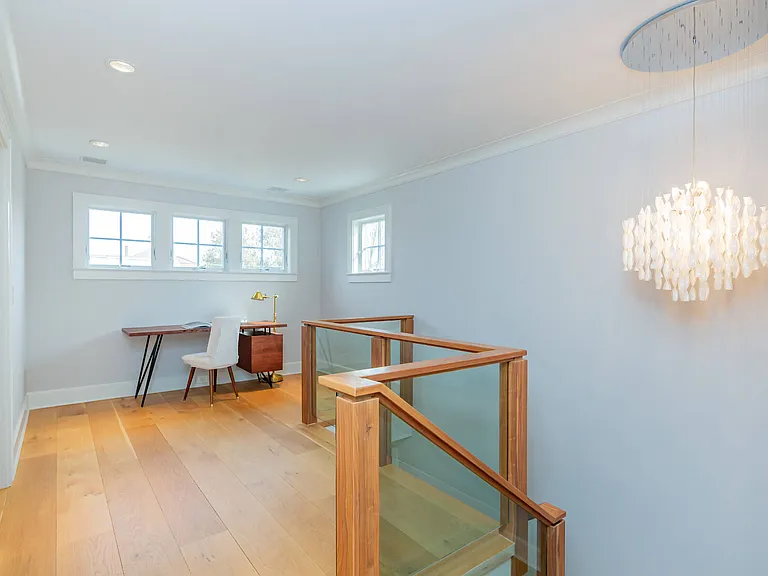 118 Burnett St — Photo 14