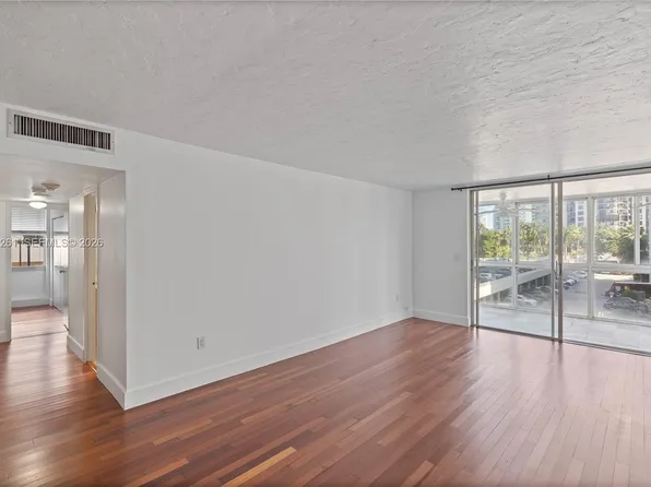 145 SE 25th Rd, Miami, FL