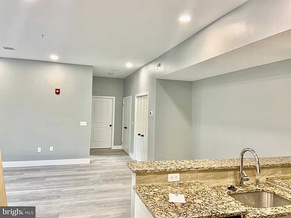 3rd image of 1812 Germantown Ave #1-D