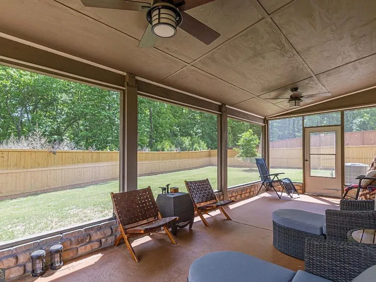 367 Noblewood Dr — Photo 23