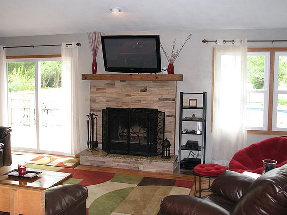 5th image of 10831 Miller Ln