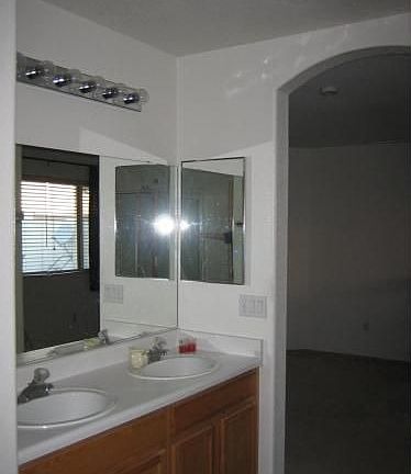 4th image of 39837 N Manetti St