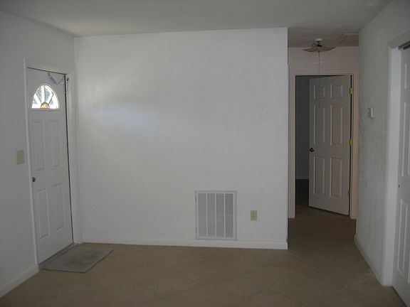 4th image of 3423 W Lake Dr