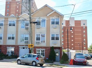 12602 172nd St, Jamaica, NY 11434