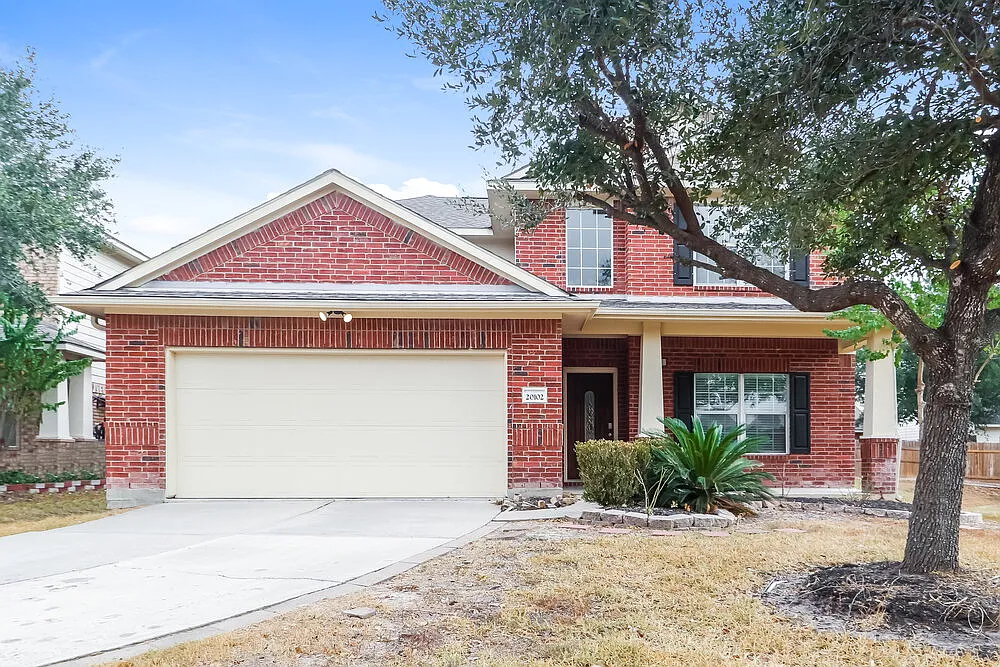 4 bed, 2.5 bath, 2652 sqft, $2,640 — Photo 1