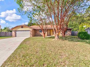 1220 Brook Bend Rd, Pensacola, FL 32506