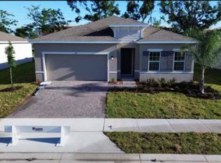 767 Autumn Oaks Loop, Mount Dora, FL 32757
