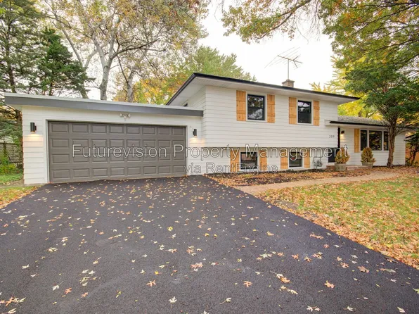 209 W Gartner Rd, Naperville, IL 60540
