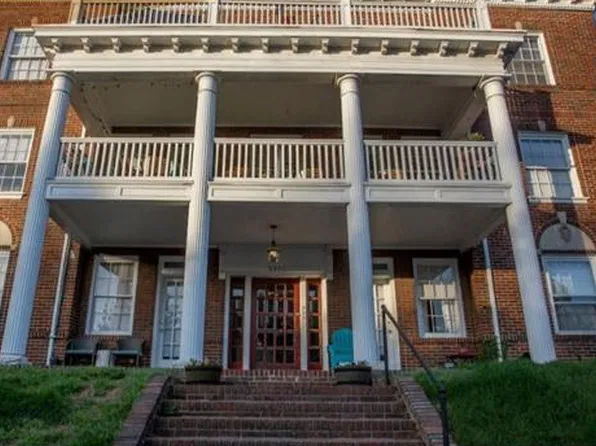 3337 W Grace St APT 4, Richmond, VA 23221