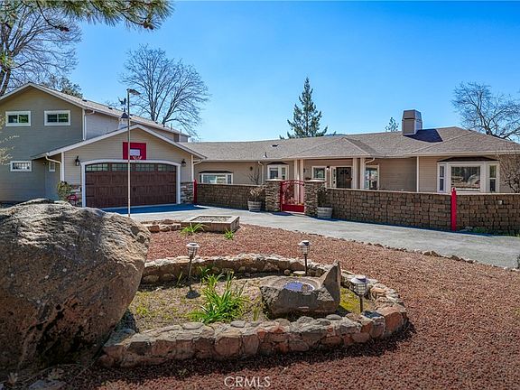 2nd image of 9183 Fox Dr