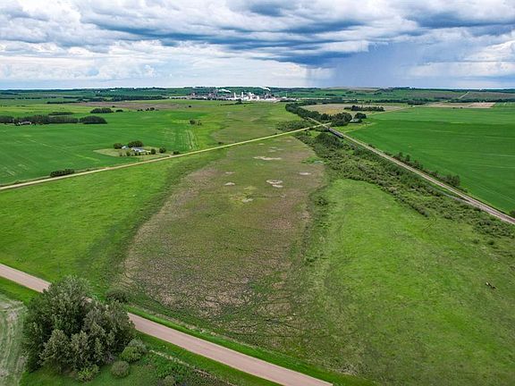 5th image of Range Road 261