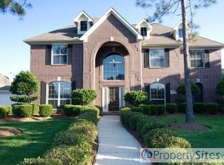 301 Meadow Ct, Friendswood, TX 77546