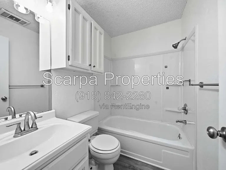 13621 S 285th East Ave — Photo 17