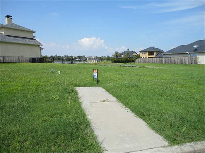 2nd image of 2813 Sea Channel Dr