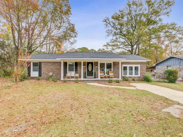 145 Giles Dr, Goose Creek, SC 29445