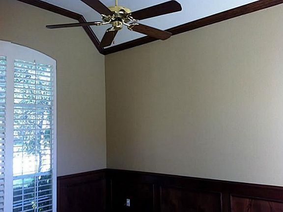4th image of 6420 Vicki Ln