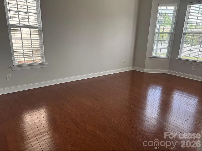 10713 Serape Rd — Photo 3