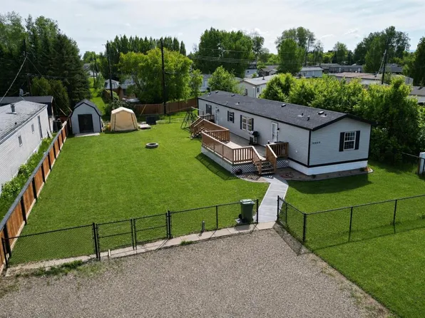 10409 N Homestead Way, La Crete, AB T0H 2H0