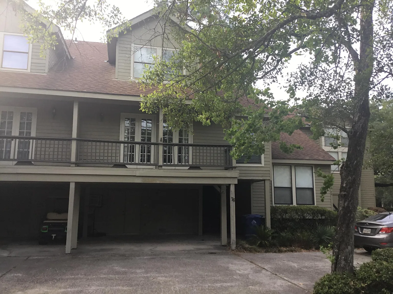 4 bed, 2003 sqft, $2,000 — Photo 1