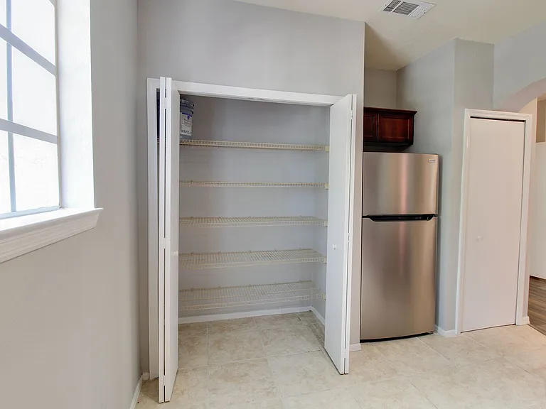 107 Vista Verdi Cir #213 — Photo 9