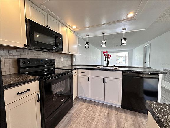 5th image of 4445 Rustic Dr Unit D