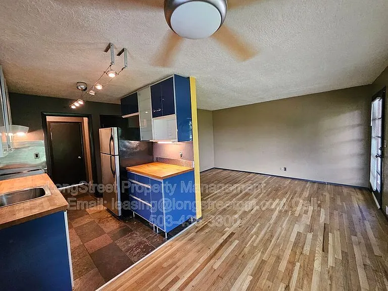 6905 N John Ave — Photo 8