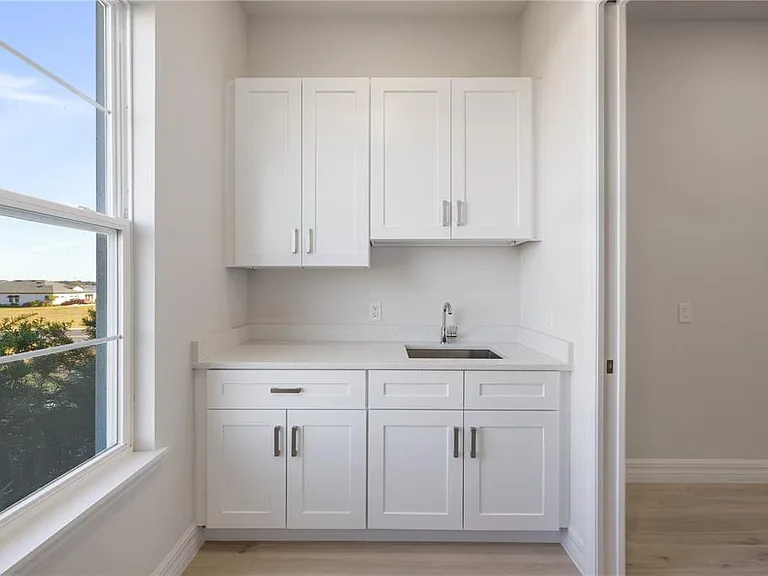 208 Snowy Orchid Way — Photo 30