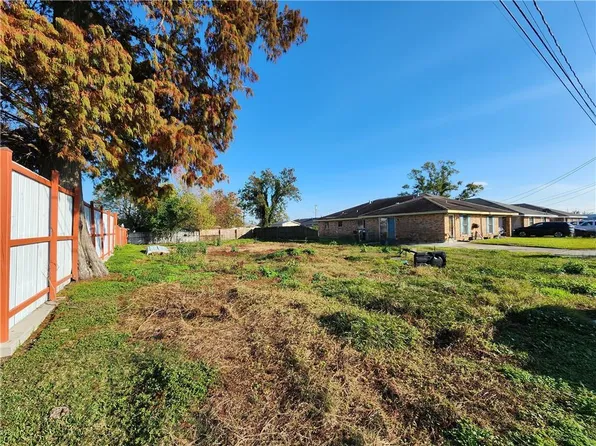 Greenwood St, Kenner, LA 70062