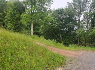 Robin Lane Robin Ln, Whitetop, VA 24292