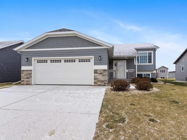4009 S Pisidian Ave, Sioux Falls, SD 57110