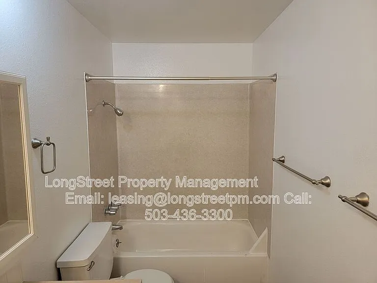3151 N Shore Dr SE #2 — Photo 9