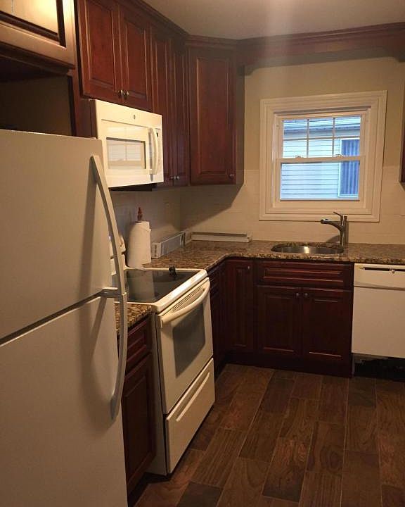 2nd image of 23 Seville Pl