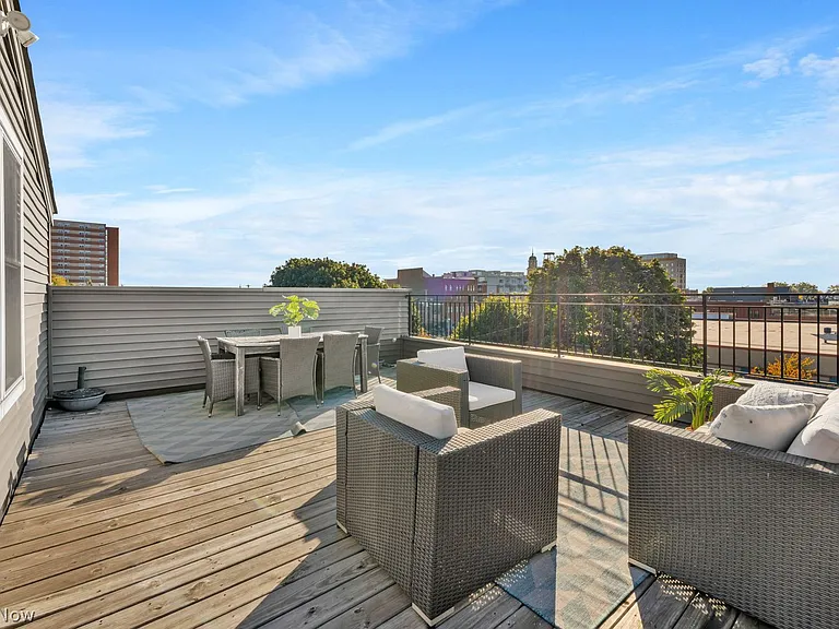 2702 Bridge Ave — Photo 36