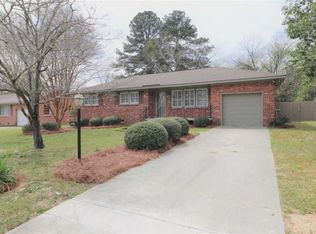 1722 Chadsworth Dr, Cayce, SC 29033