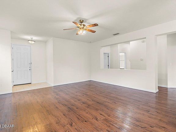 4th image of 101 Boysenberry Ln