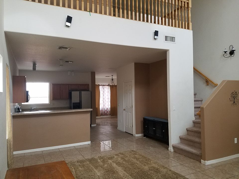 1st image of 149 E Camino Del Abeto