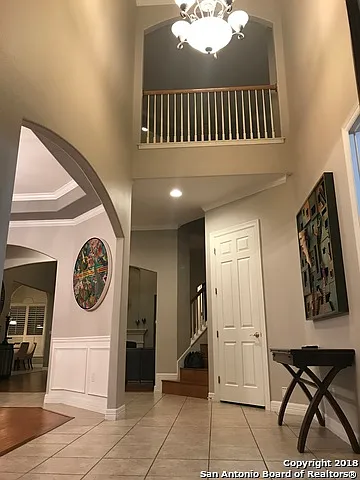 4 bed, 4.5 bath, 4364 sqft, $4,950 — Photo 4
