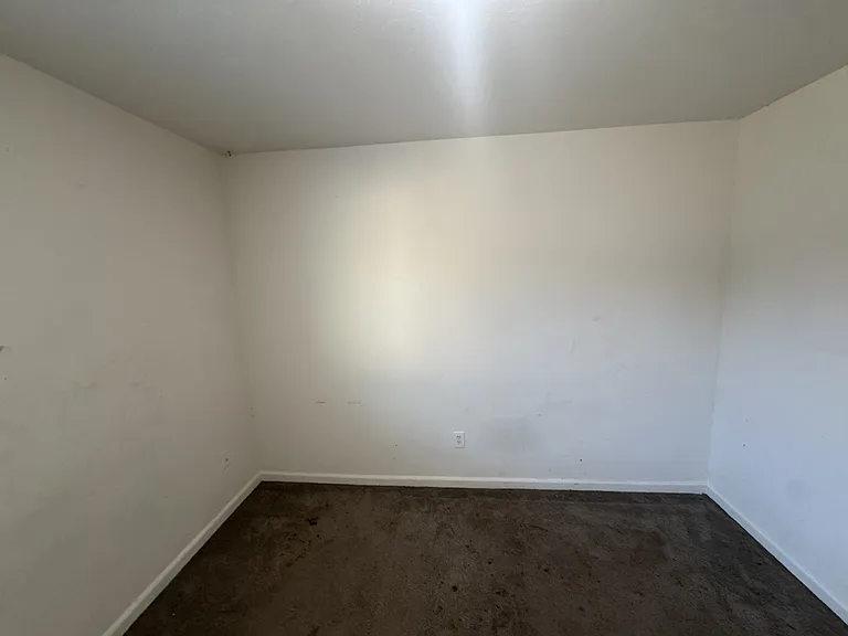 101 Valasco St — Photo 8